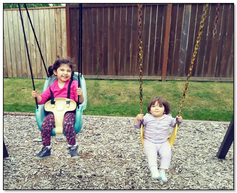 Auriane and Leandra swing