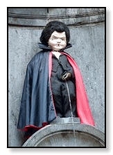 manneken_pis_dracula_400